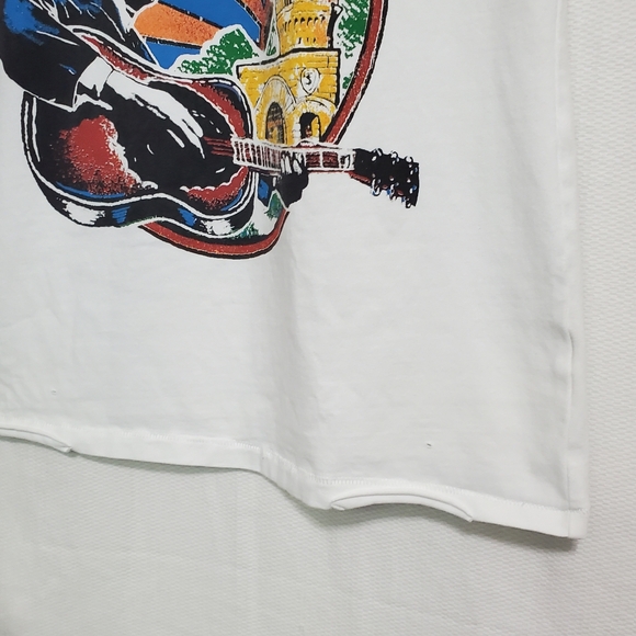 Johnny Cash Graphic Distressed Tee - Picture 8 of 10